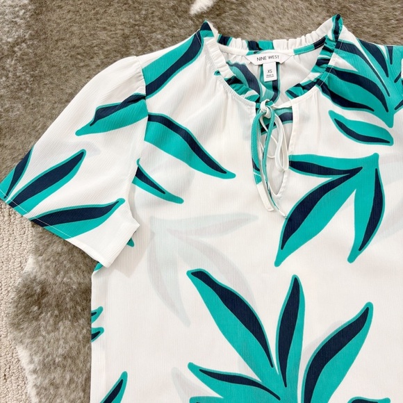 NWT Nine West Tie Front Ruffle Neck Blouse - Picture 2 of 11